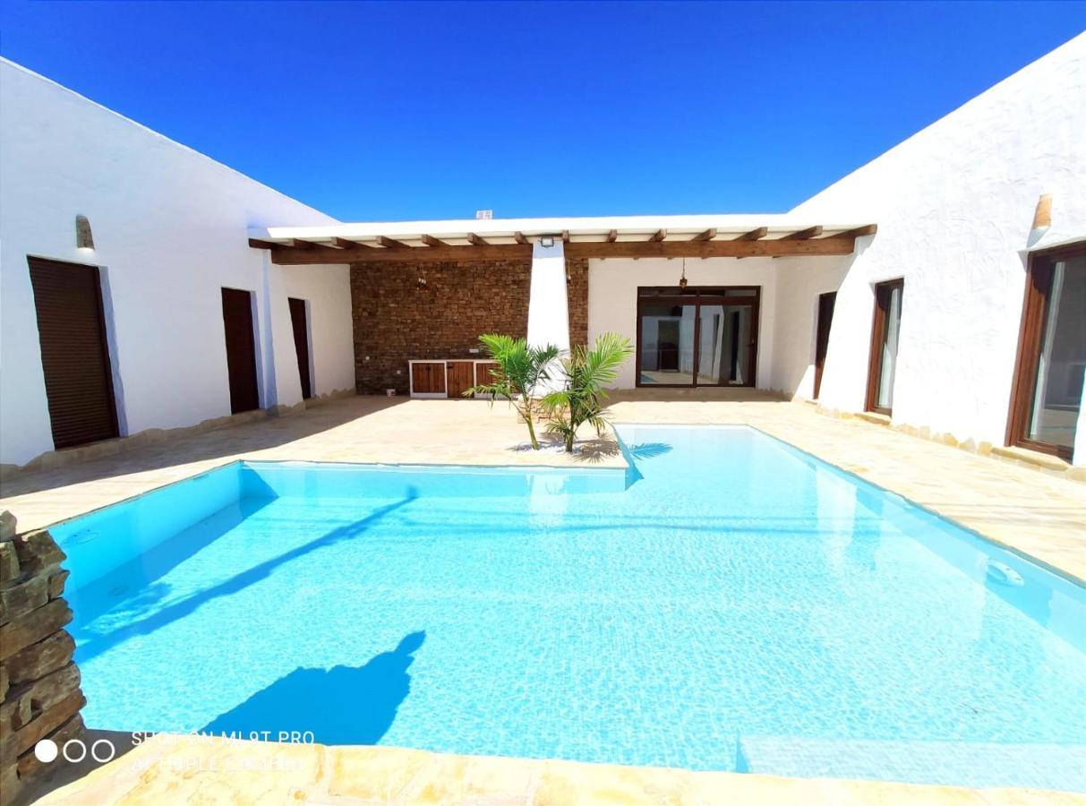 Villa Galdana à Chiclana de la Frontera Extérieur photo