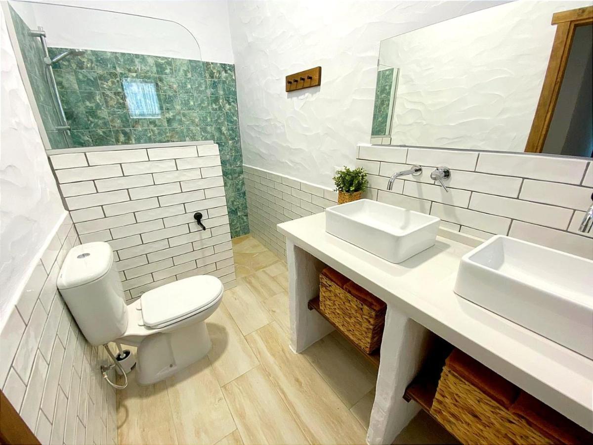 Villa Galdana à Chiclana de la Frontera Extérieur photo